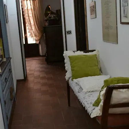 La Casa Del Maestro * Cortone